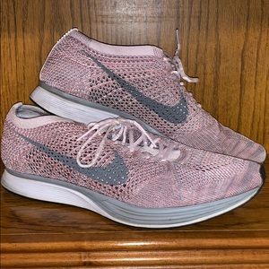 Nike Flyknit Racer